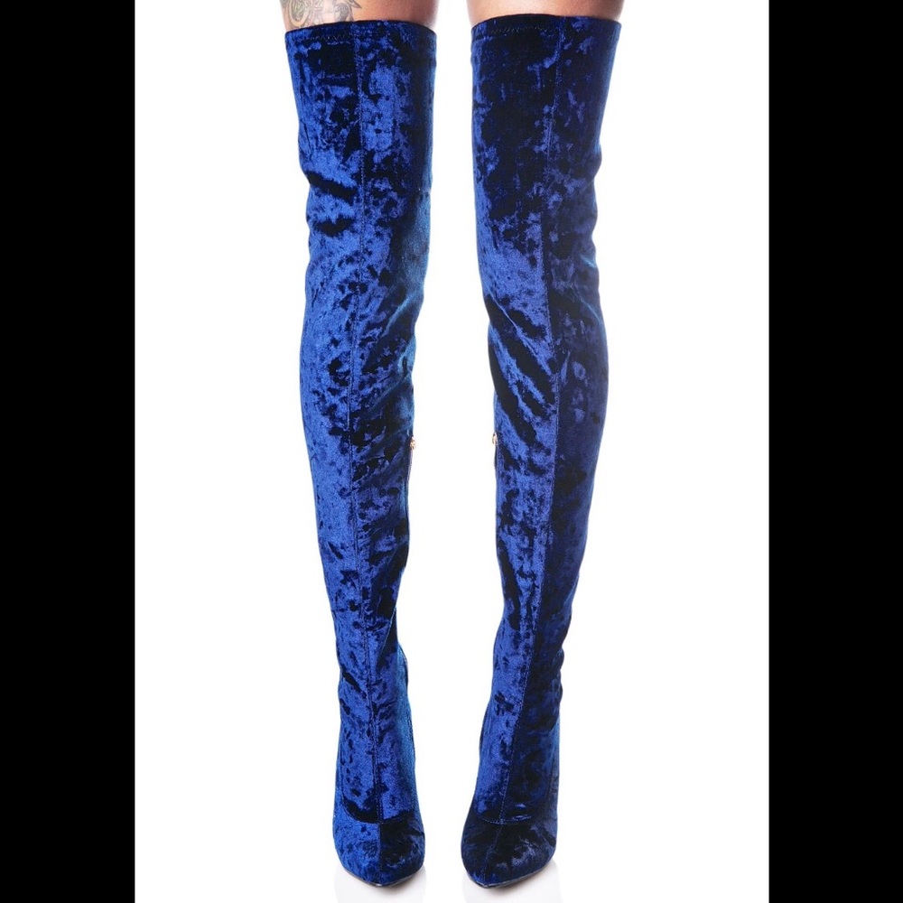 NWOT Dolls Kill Crushed Velvet Boot - Size 6